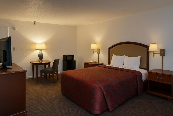 Key Inn Roseville image 4