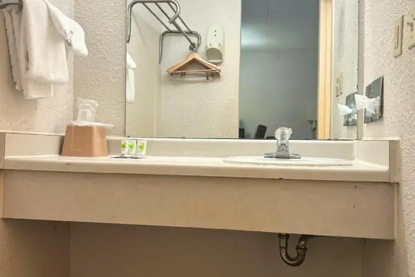 Key Inn Roseville 6